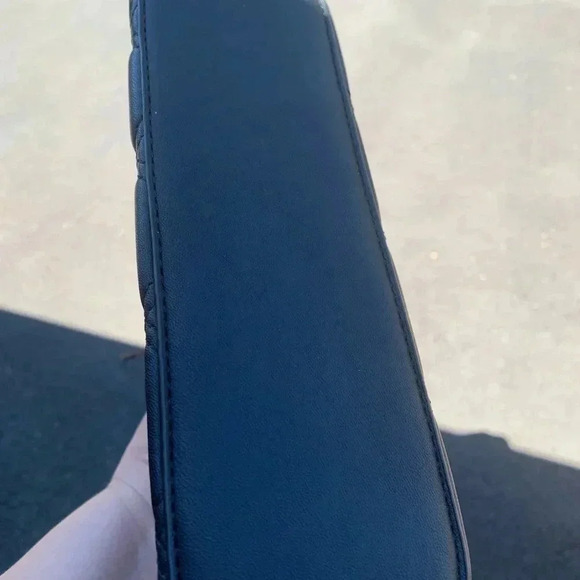 Shoulder Bag - Picture 4 of 6